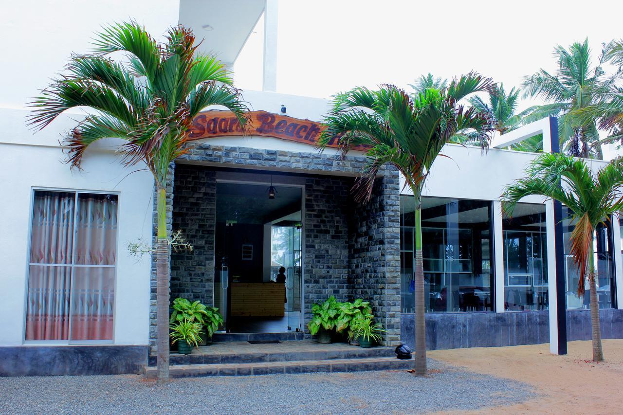 Saara Beach Hotel Marawila Bagian luar foto
