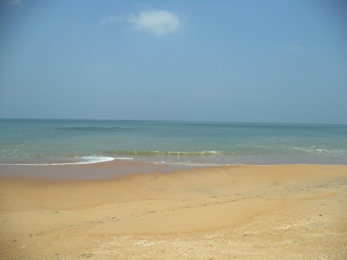 Saara Beach Hotel Marawila Bagian luar foto